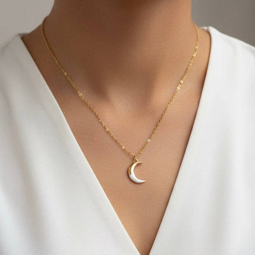 White Moon necklace