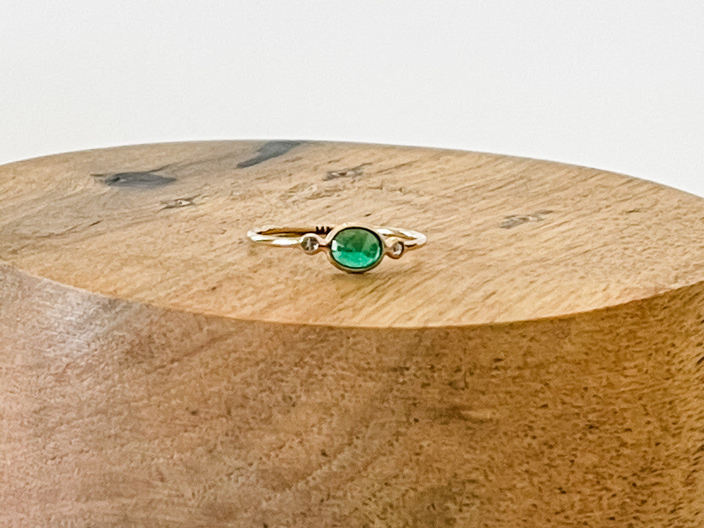 14K EMERALD AND DIAMOND RING