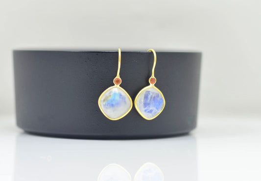 RAINBOW MOONSTONE & CARNELIAN EARRINGS