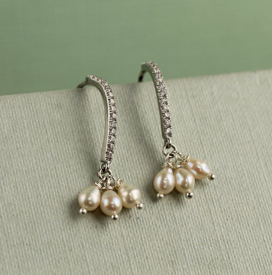 PEARL TRIO DROP EARRINGS
