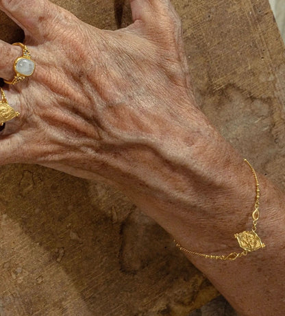 Gentle Devotion Bracelet