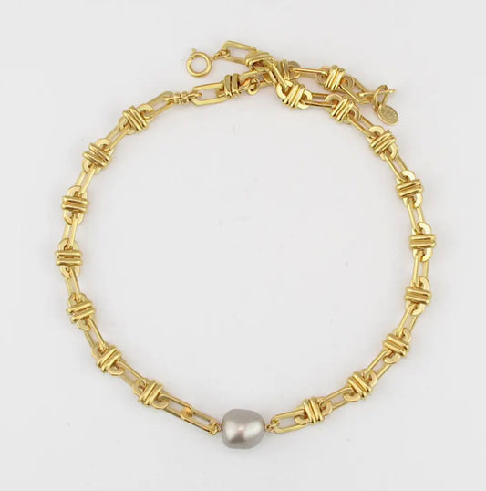 METTE PEARL NECKLACE