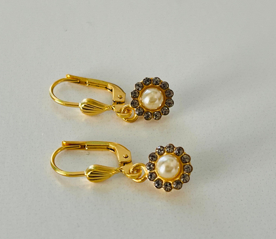 PETITE AMI EARRING - PEARL