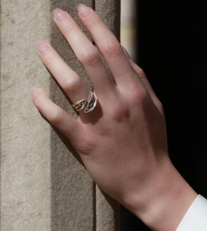 Gothic Contrarié Ring