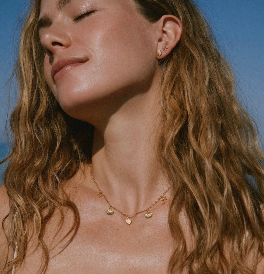 Actea Stud Earrings