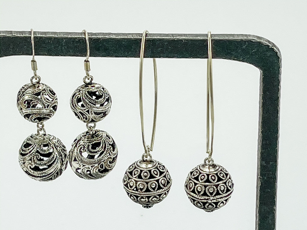 NOIR • CLASSIC PHIKOUN DOUBLE BALL PRINT  EARRINGS