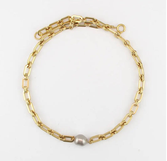 GRETEL PEARL NECKLACE