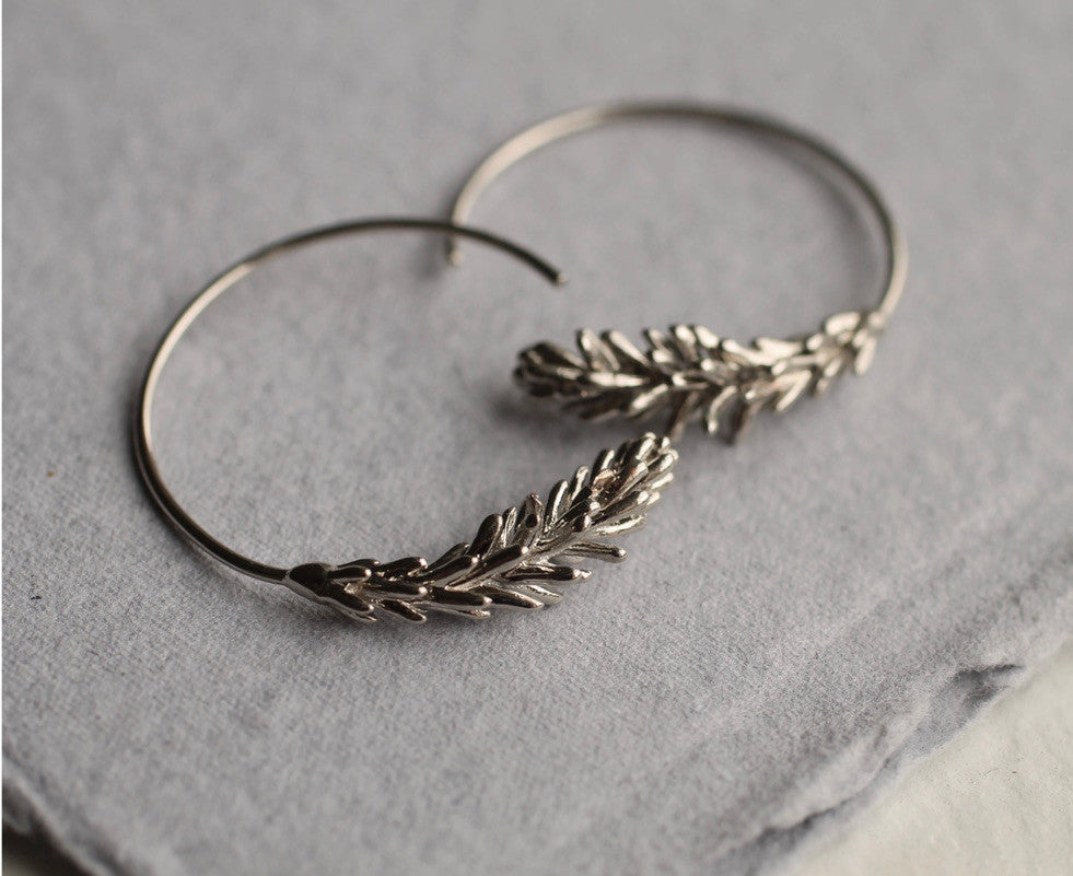 SMALL LEAF HOOP EARRINGS