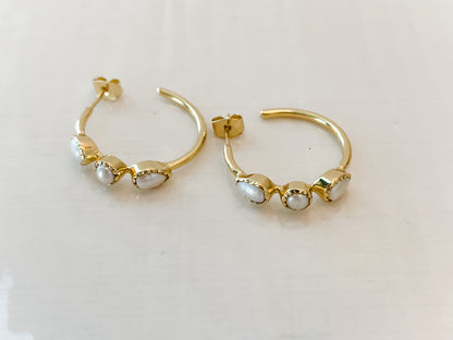 PEARL HOOPS
