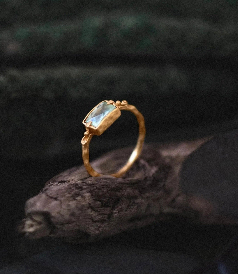 Resting Heart Ring