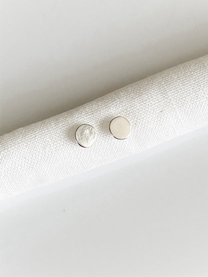 MINI PETAL EARRINGS