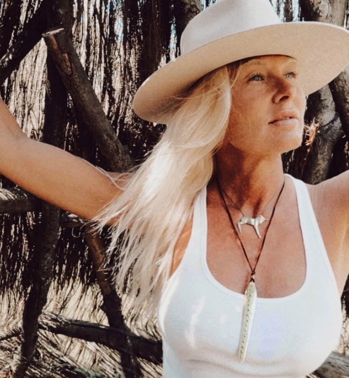 SURF ORGANIC PENDANT