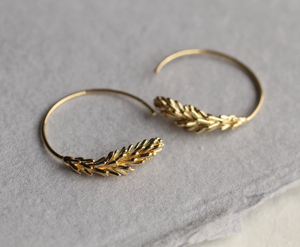 SMALL LEAF HOOP EARRINGS