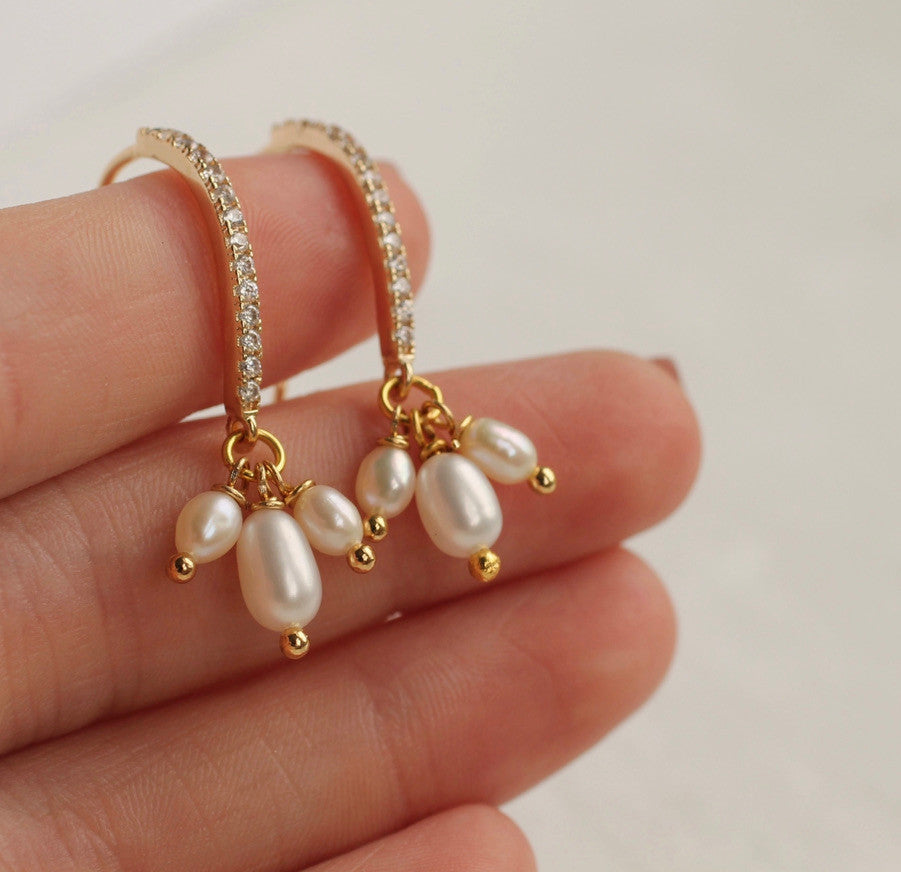 PEARL TRIO DROP EARRINGS