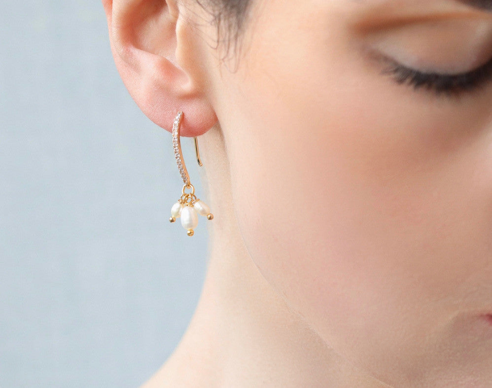 PEARL TRIO DROP EARRINGS