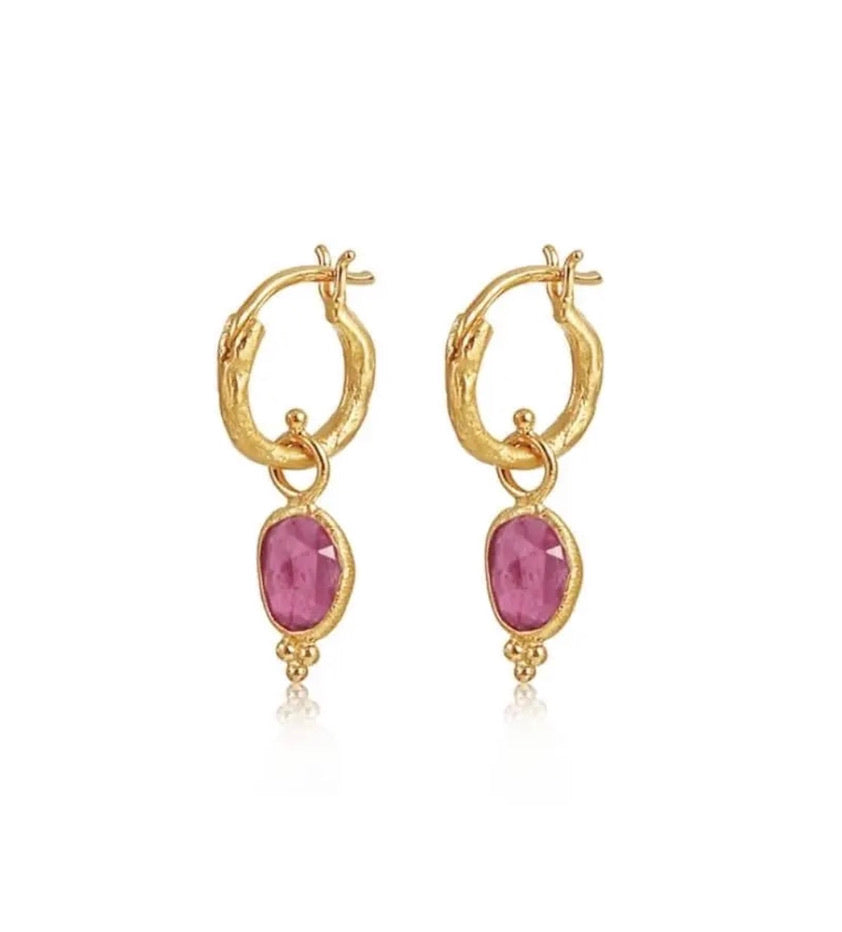 GENTLE HEART EARRING